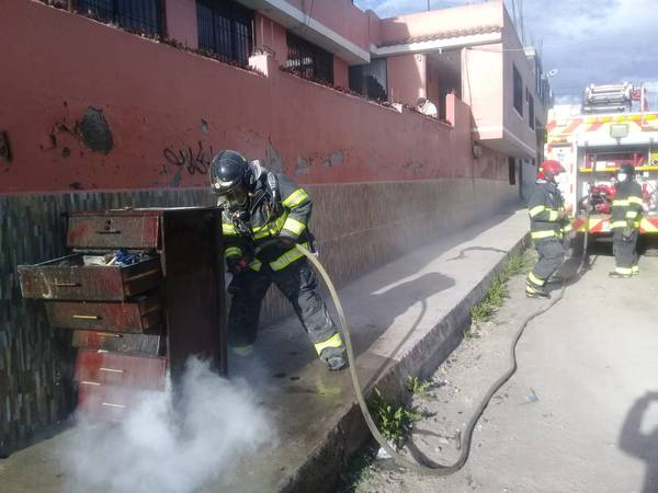 Incendio estructural Riobamba