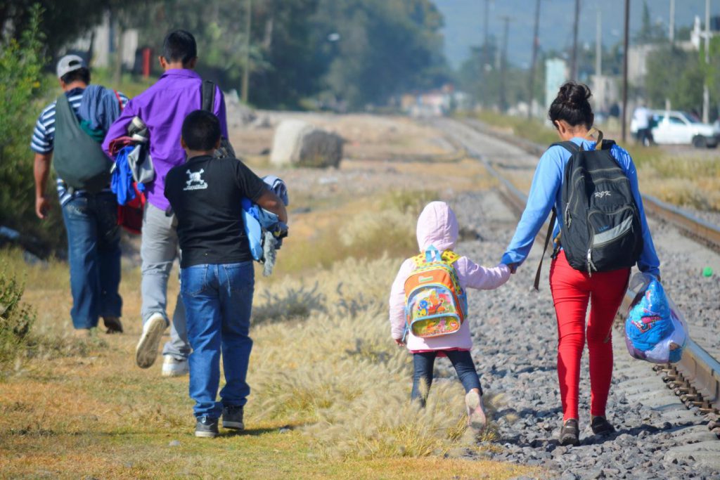 Extranjeros sin documentos no son deportados.