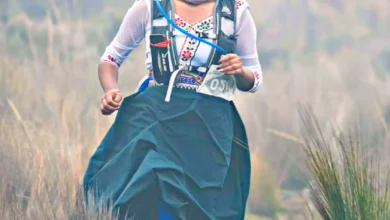 Yanna Guillin, mujer puruha, durante la carrera de trail running.