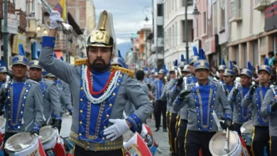Desfile de la Banda de Guerra de Exalumnos del Salesianos