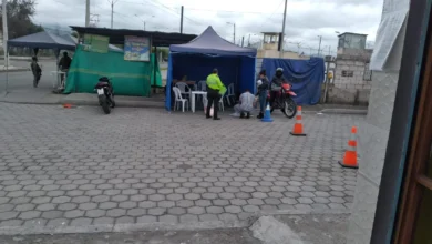 En el exterior de la cárcel hay dos filtro de control