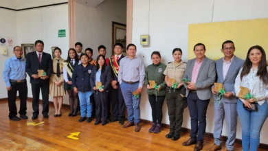 Colegio Juan de Velasco expone obras fotográficas en Casa Museo Riobamba