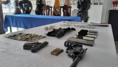 Policía decomisó 2 armas de fuego en la cárcel de Riobamba