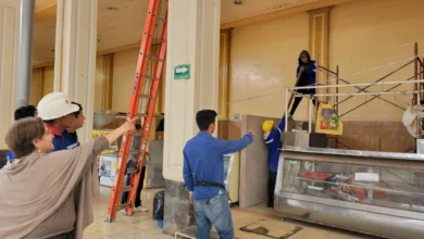 Municipio Riobamba pone luces en mercado San Francisco
