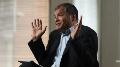¿Rafael Correa (RC) busca el indulto presidencial acercándose a Verónica Abad (ADN)?