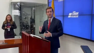 El Gobierno de Noboa, a través del viceministro de Gobierno Esteban Torres anuncia la eliminación de los subsidios inmediata.