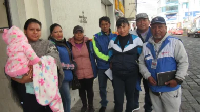 Serot Riobamba, los dirigentes muestran solidaridad en favor de su compañera de labores.