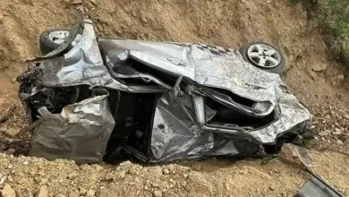 Un accidente de tránsito dejó un nuevo saldó trágico: un adolescente muerto. Al parecer se habría sacado sin permiso el vehículo. El hecho fue en Alausí