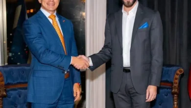 Daniel Noboa y Bukele después de investidura presidencial.