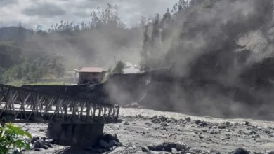 Puente de Palictahua afectado por deslizamientos de tierra.