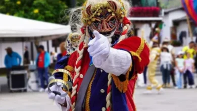 Los Diablos de Lata en Riobamba tienen una escuela formativa gratis.