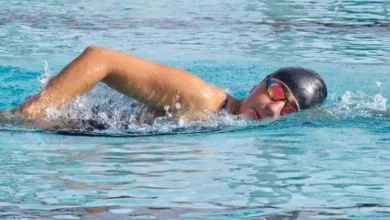 La deportista Marissa McAuliffe, riobambeña de corazón y estadounidense de nacimiento, cumplió un reto personal y nadó el Canal de la Mancha.