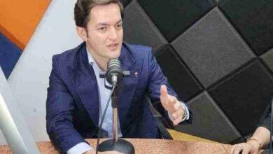 Viceministro aclara que Verónica Abad gana USD 17.800