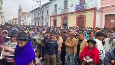 Miembros del Mercado Mayorista en plantón