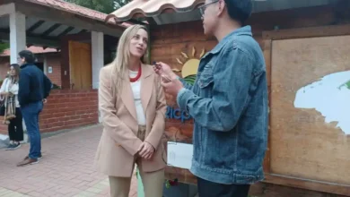 La candidata a la Presidencia del Ecuador compartió una charla con jóvenes de Chimborazo.