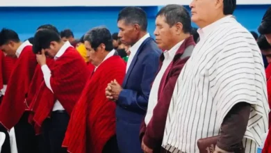 ¿La religión mezclada con la política beneficia a los candidatos?