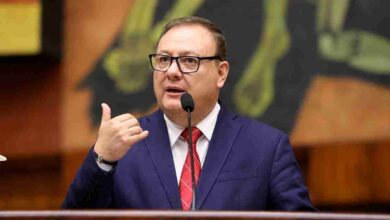 Juan Zapata encabeza lista de CREO pese a la inhabilitación