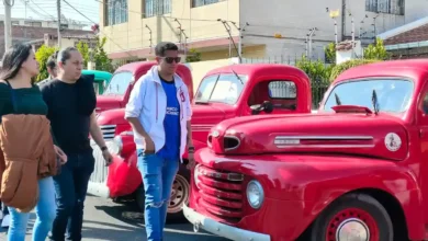 Club Autos Clásicos lucen en calles de Riobamba