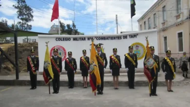 Colegio Comil Riobamba realizó el juramento a la bandera