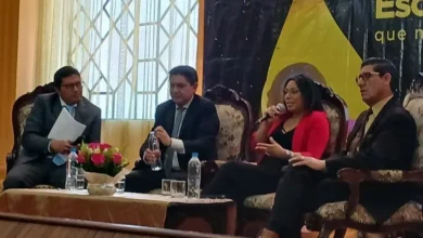 Ministerio de Educación dio un conversatorio de IA en Riobamba
