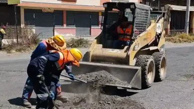 La vía Riobamba-Guano inició con los trabajos de rebacheo para 1.3 km.