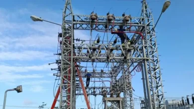 Colombia suspende temportalmente la venta de energía a Ecuador