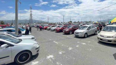 Feria de autos en Riobamba