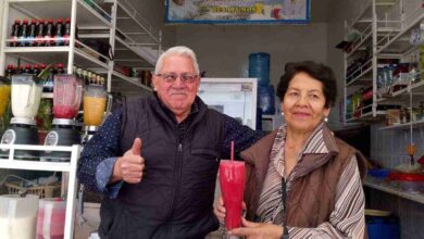Los tradicionales jugos "Rompenucas" de Riobamba
