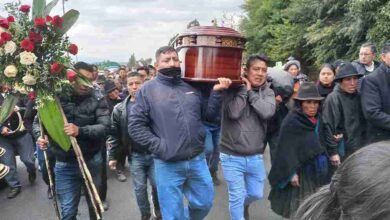 La muerte repentina de Baltazar Uscha, el Último Hilero del Chimborazo, provocó una gran conmoción en el país, este lunes 14 fue el sepelio.
