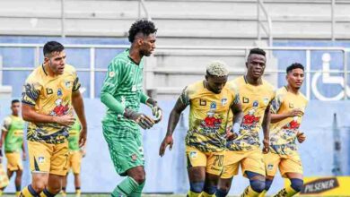 Alexander Domínguez, golero de la Liga de Quito, está envuelto en una polémica, la Liga Pro aún no se pronunciado al respecto.