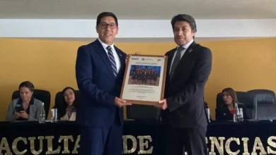Unach celebra 25 años de su carrera de Economía.