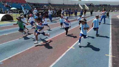 La comunidad educativa de la Escuela de Educación Básica General Juan Lavalle inauguró sus Juegos Deportivos Internos.