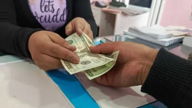 Los ecuatorianos deben de calcular el décimo tercer sueldo para las festividades de Navidad.