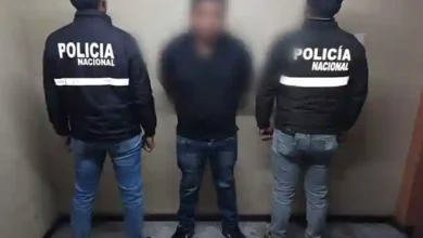 La Policía Nacional detuvo a líder de 'Los Lobos' en Chimborazo. En su poder tenía un arma de dotación de la Policía que se sustrajo