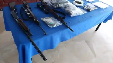 La Subzona 'Chimborazo N°6' de la Policía Nacional aprehendió a 10 ciudadanos y habló de muerte, en una rueda de prensa dada en su Casino