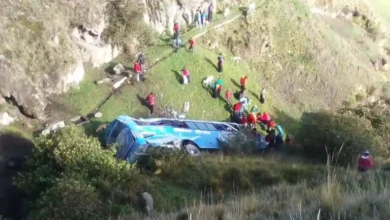 Accidente en Guamote, transporte de línea gris deja tres fallecidos