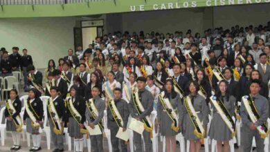 Riobamba: la Unidad Educativa Carlos Cisneros posesionó al nuevo Consejo Estudiantil para el periodo 2024-2025