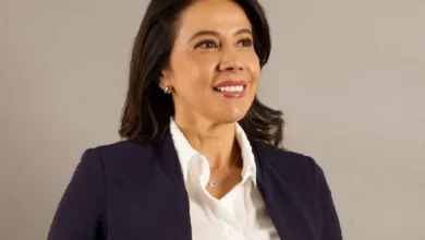 Daniel Noboa encarga la Presidencia a Cynthia Gellibert