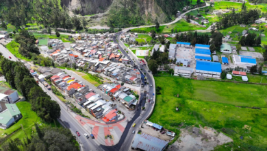 Alcaldía de Guaranda finalizó proyecto vial para estudiantes