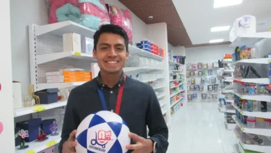 "AHÍ ES" Supermercado lleva 30 años al servicio de Riobamba