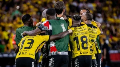 Copa Libertadores: Barcelona SC recibe a Universitario de Perú.