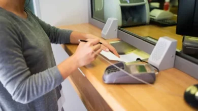 Clientes de bancos podrán aplazar pagos de préstamos en Ecuador