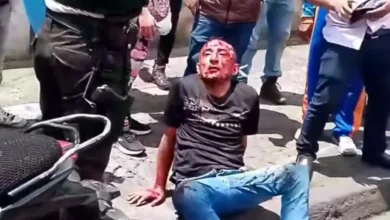 Hombre intentó asaltar en un bus en Ambato y recibió una paliza.