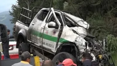 Mujer muere en vía Tandapi. Hija y amiga gravemente heridas.