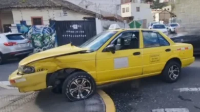 Choque en las calles Juan B. Vela y Olmedo en Ambato.