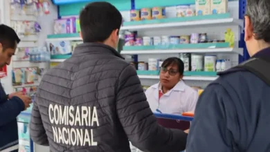 Escasez de mascarillas en locales comerciales de Latacunga.