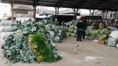 Comerciantes se quedarán en el mercado Santa Clara de Ambato.