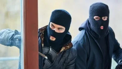 Roban carne y electrodomésticos en un restaurante de Ambato.