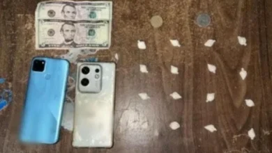 Dos detenidos por presunto microtráfico en Ambato.