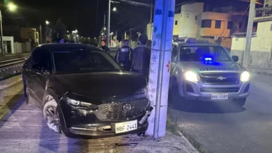 Conductor borracho evadió control y chocó en Riobamba